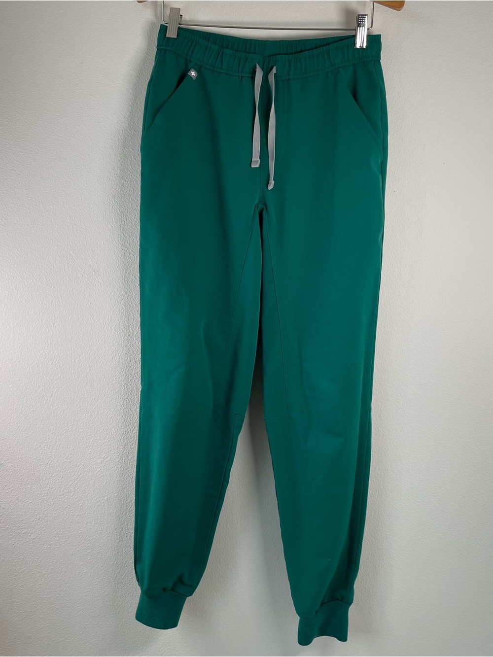Figs Scrubs Jogger Pants size XS Hunter Green PO1661